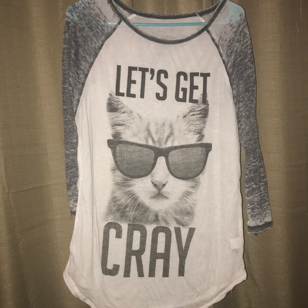 Cute shimmery over shirt size xl
